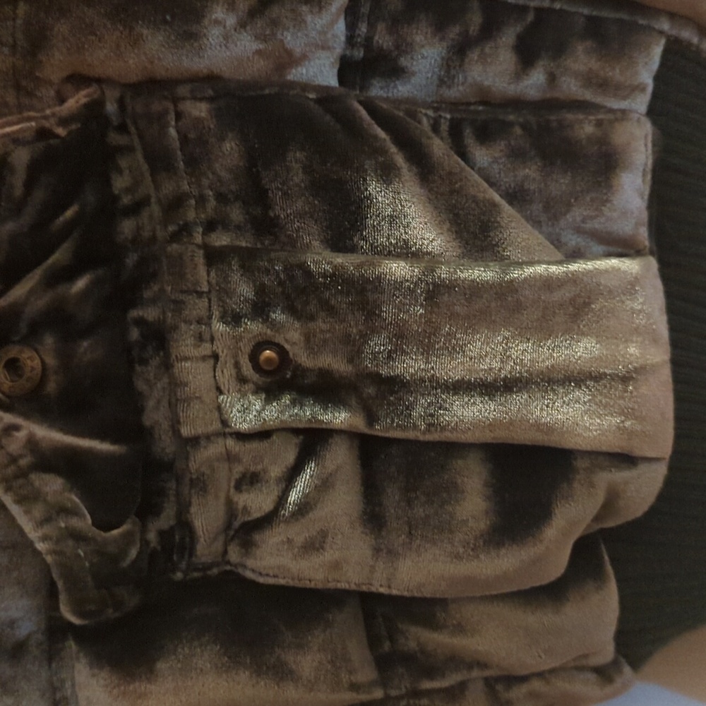 Old Navy Velour Vest with hood - Picture 4 of 8